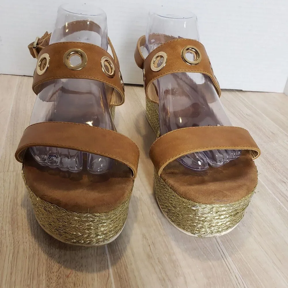 Patrizia Spring Step Metallic Buckle Accent Platform Espadrille Sandals US 10.5